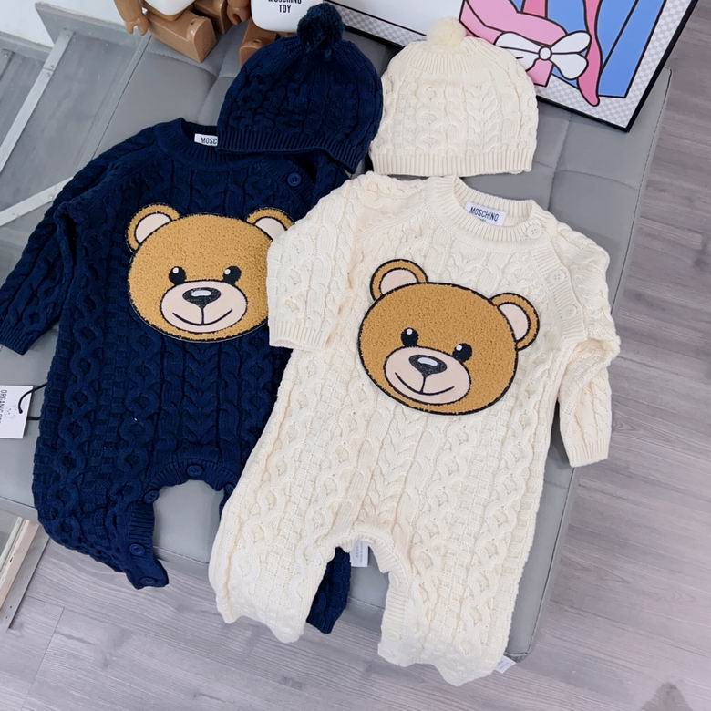 Moschino sz59 66 73 80 90 237
